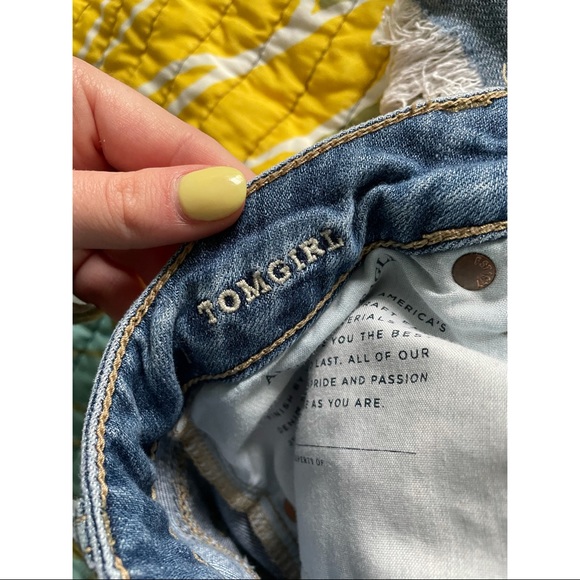 AEO • - Picture 3 of 5